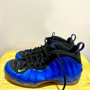 Nike Air Foamposite One - Size 9